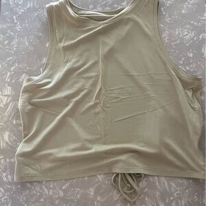 Lululemon top